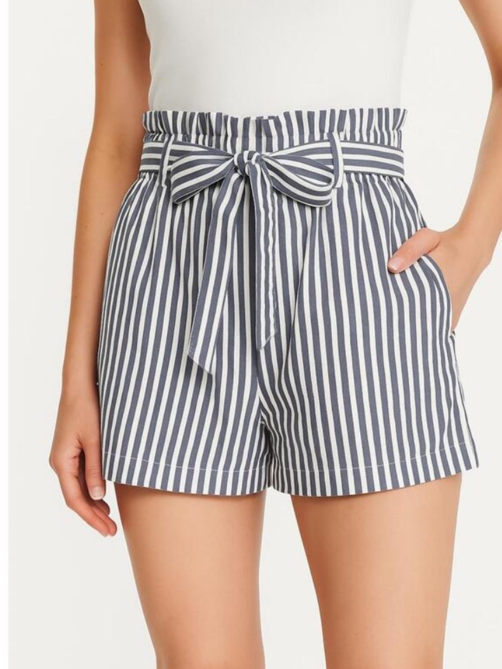 NWT Abercrombie & Fitch Striped Belted Paperbag Shorts Sz M